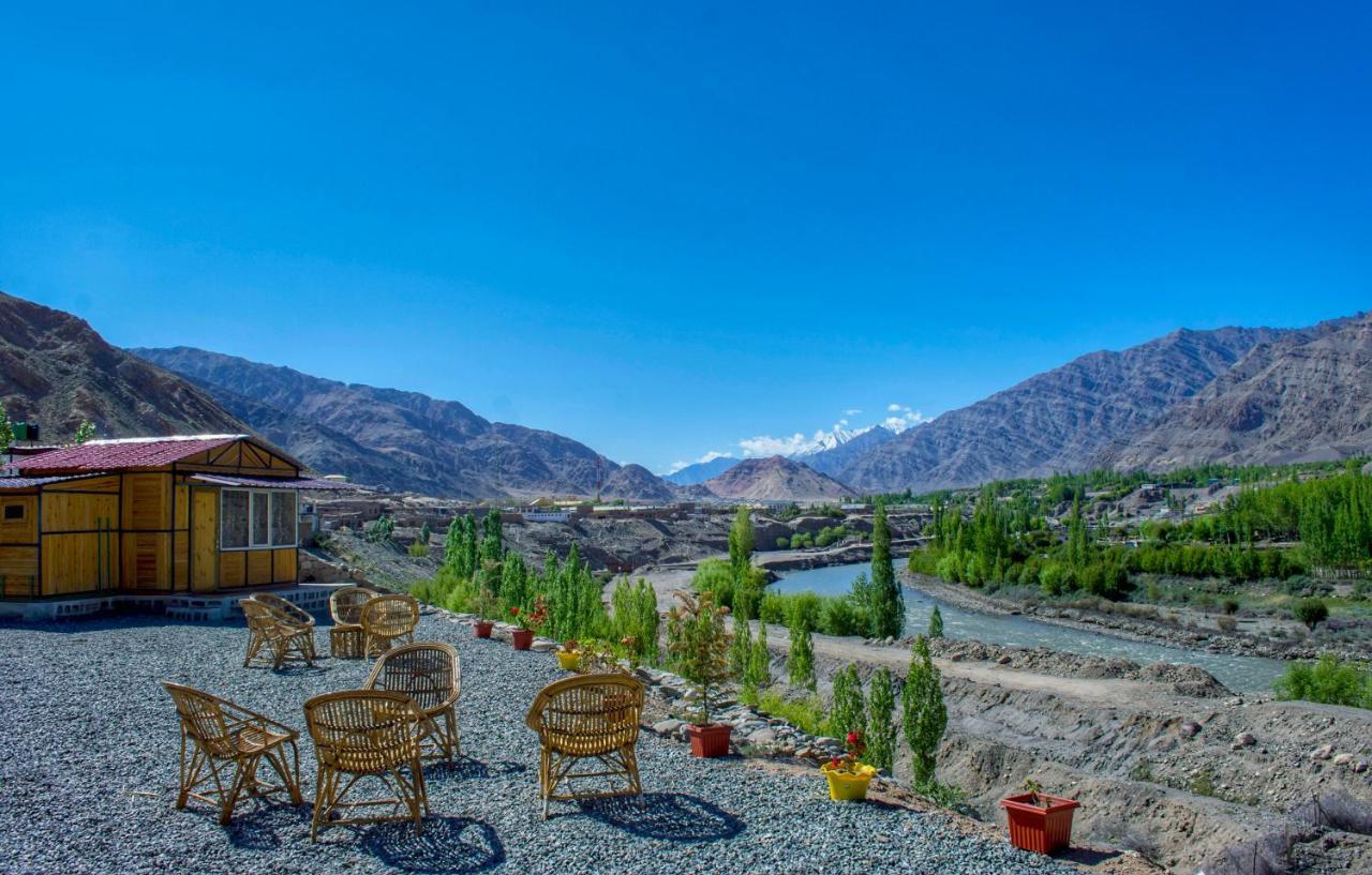 Chimre Neryok'S Indus View酒店 外观 照片